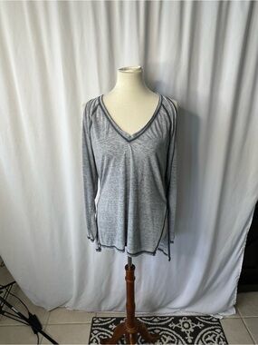 Be Happy Cold Shoulder Gray Tunic Top – Size Large